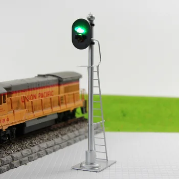 Evemodel 2шт Модель железнодорожных сигналов в масштабе 1: 43 Зеленый поверх красного Блок-сигнала с лестницей JTD433GR