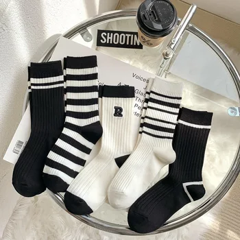 Спортивные носки С вышивкой буквой R, простые черно-белые полосы, повседневные универсальные дышащие носки с двойной иглой, модные