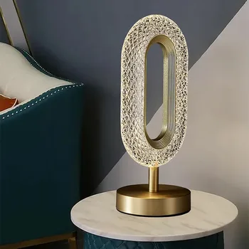 Высококачественная современная настольная лампа для спальни из овального золота, акрилового металла, светодиодной настольной лампы у кровати